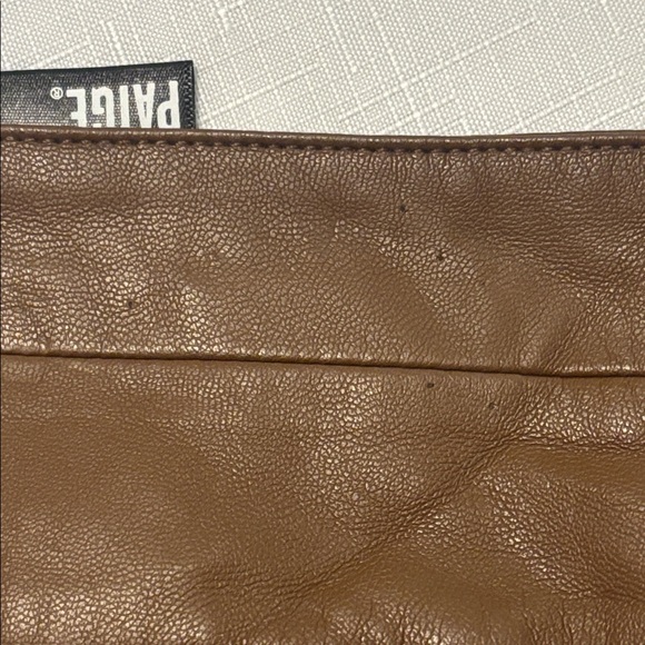 PAIGE Brown faux leather shorts SZ 10 high-rise fit pleated front pockets casual - Picture 14 of 15